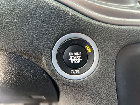 Used 2023 Dodge Charger GT image 39