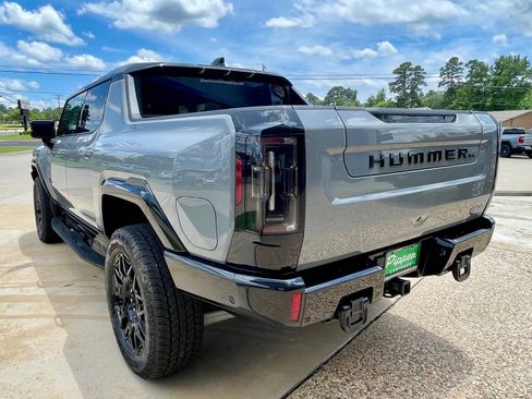 New 2025 GMC Hummer EV 3X w/ LPO, Dark Essentials Package image 6
