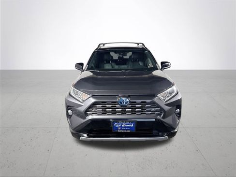 Used 2021 Toyota RAV4 XSE image 3