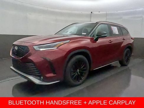 Used 2023 Toyota Highlander XSE AWD/4WD image 3