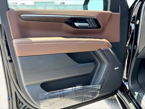 New 2026 Chevrolet Tahoe High Country AWD/4WD image 25