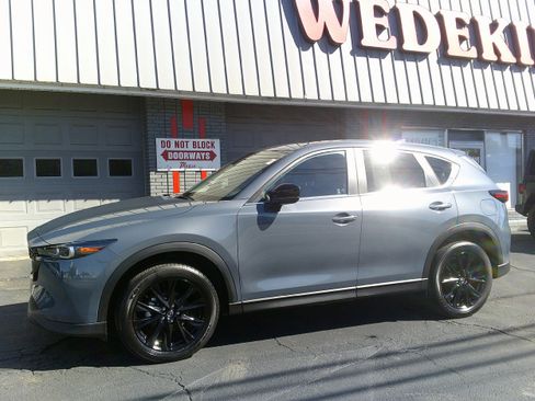 Used 2025 MAZDA CX-5 Carbon Edition image 3