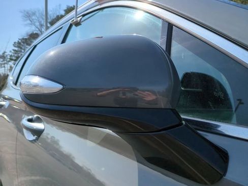 Used 2023 Hyundai Santa Fe SEL image 12