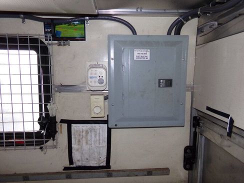 Used 2007 GMC Savana 3500 image 35