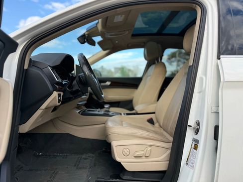 Used 2018 Audi Q5 2.0T Premium Plus w/ Premium Plus Package image 22