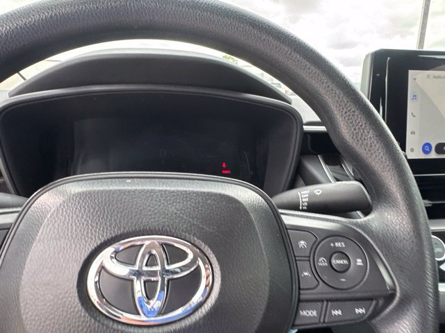 Used 2026 Toyota Corolla LE FWD image 13