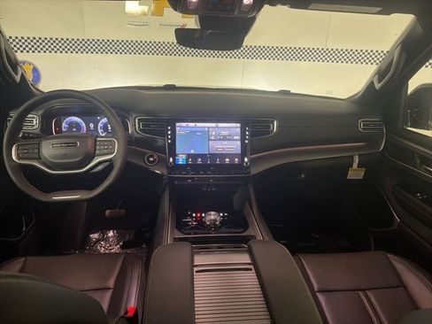 New 2026 Jeep Grand Wagoneer Limited w/ Premium Group II AWD/4WD image 23
