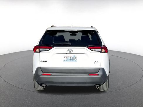 Used 2025 Toyota RAV4 LE image 12