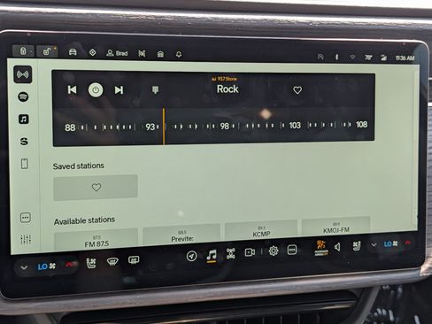 Used 2024 Rivian R1S Adventure AWD/4WD image 22