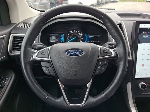 Used 2023 Ford Edge SEL AWD/4WD image 18