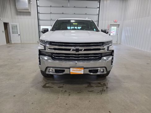 Used 2020 Chevrolet Silverado 1500 LTZ w/ LTZ Premium Package AWD/4WD image 3