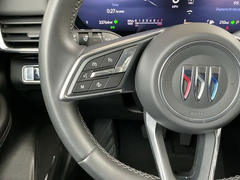 Used 2024 Buick Envision Preferred image 12