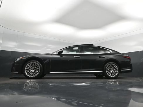 Certified 2024 Lexus LS 500 w/ Interior Upgrade Package RWD image 39