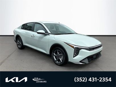 New 2026 Kia K4 LXS