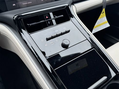 New 2025 Porsche Panamera 4 image 22