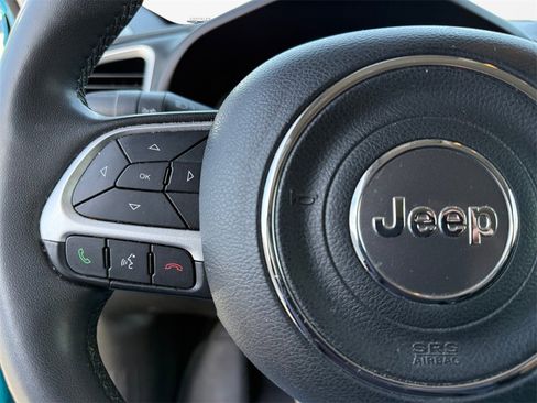 Used 2021 Jeep Renegade Latitude image 25