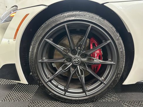 Used 2025 Toyota Supra Premium w/ Driver Assist Package RWD image 31