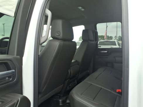 New 2026 GMC Sierra 2500 Pro w/ Convenience Package RWD image 23