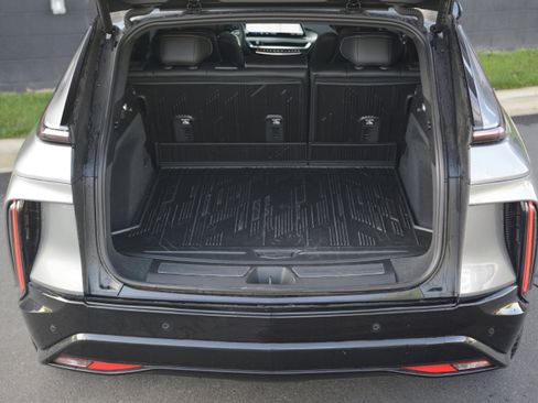 Used 2025 Cadillac Lyriq Sport w/ LPO, Floor Liner Package image 37