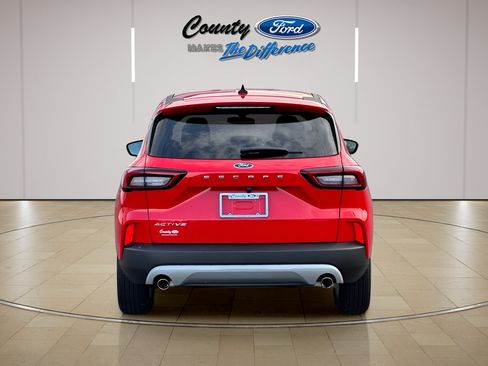 Used 2024 Ford Escape Active w/ Cold Weather Package FWD image 11