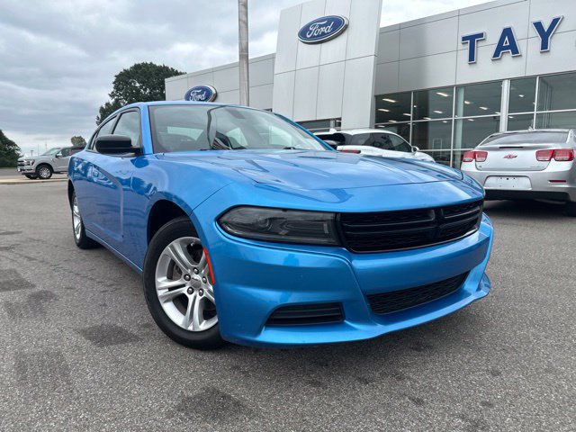 Used 2023 Dodge Charger SXT RWD image 4