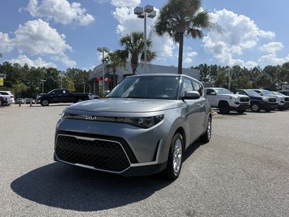 Used 2024 Kia Soul LX w/ Option Group 015
