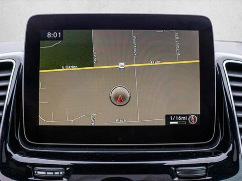 Used 2019 Mercedes-Benz GLS 450 4MATIC image 18