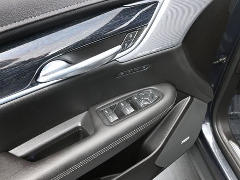 Used 2023 Cadillac XT5 Premium Luxury image 19