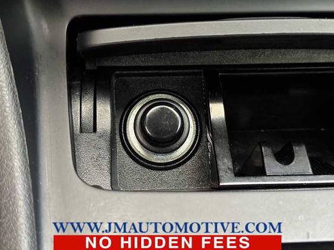 Used 2015 Mercedes-Benz GLA 250 4MATIC image 34