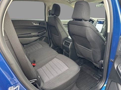 Used 2024 Ford Edge SE image 10