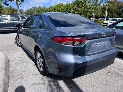 Used 2025 Toyota Corolla LE image 4