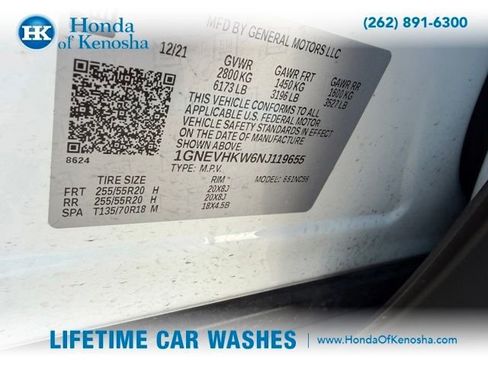 Used 2022 Chevrolet Traverse LT w/ LT Premium Package AWD/4WD image 4