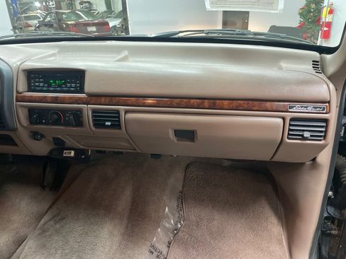 Used 1996 Ford Bronco image 28