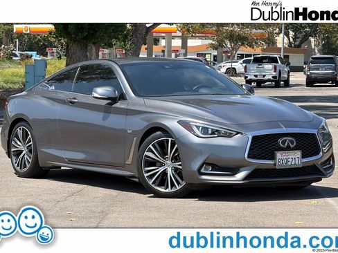 Used 2019 INFINITI Q60 3.0t Luxe w/ Essential Package RWD image 1