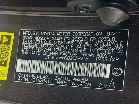 Used 2011 Lexus CT 200h image 32
