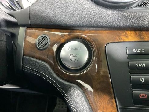 Used 2013 Mercedes-Benz SL 550 image 15