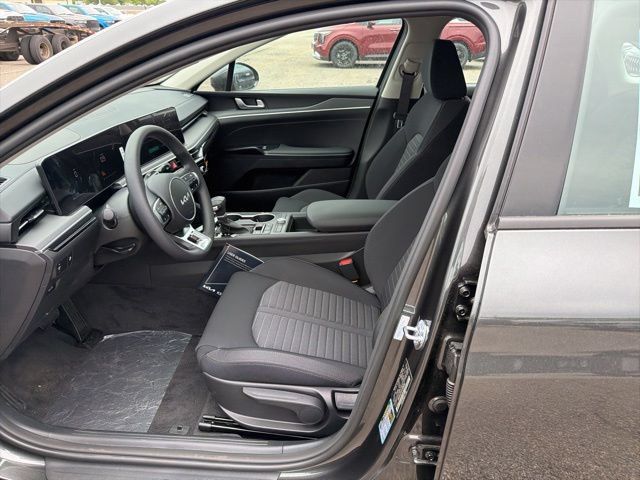 New 2026 Kia K5 LXS FWD image 11