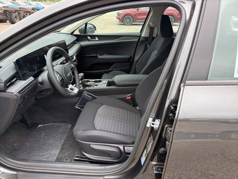 New 2026 Kia K5 LXS FWD image 11