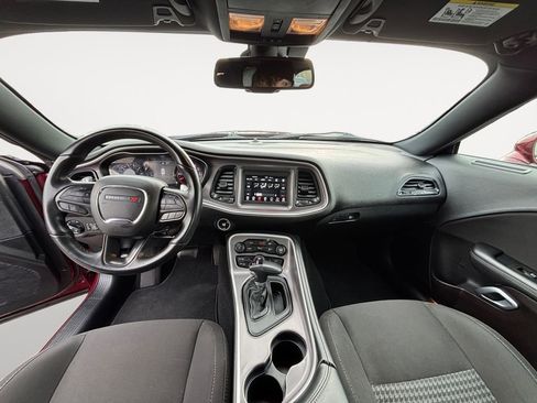 Used 2022 Dodge Challenger GT w/ Blacktop Package image 13