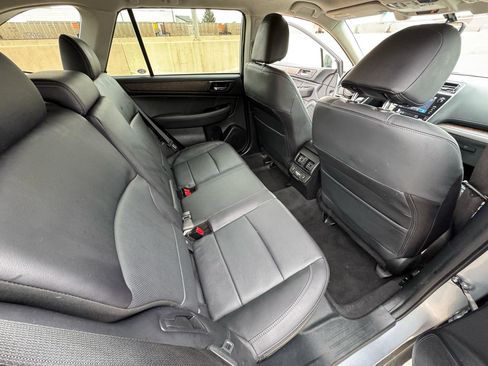 Used 2018 Subaru Outback 2.5i Limited image 10