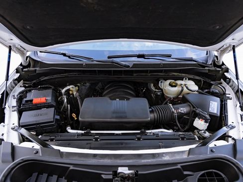 Used 2021 Chevrolet Tahoe Premier w/ Premium Package image 23