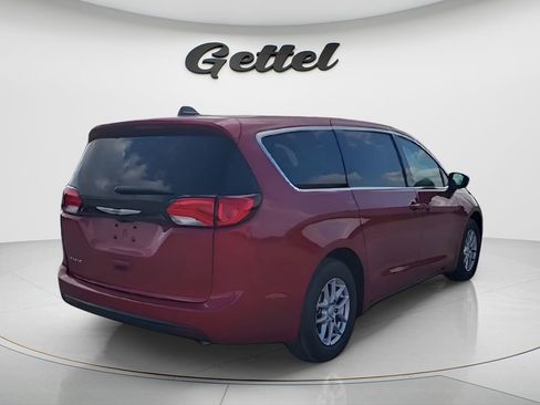 New 2026 Chrysler Voyager LX FWD image 8