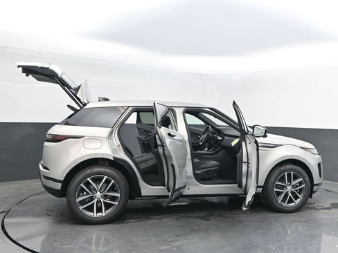 New 2026 Land Rover Range Rover Evoque S image 35