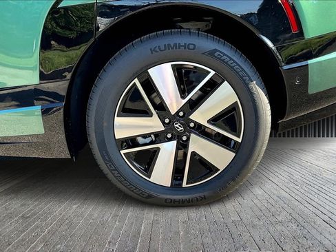 New 2026 Hyundai Ioniq 9 SEL image 13