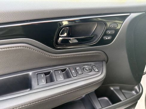 Used 2024 Honda Odyssey Touring image 29