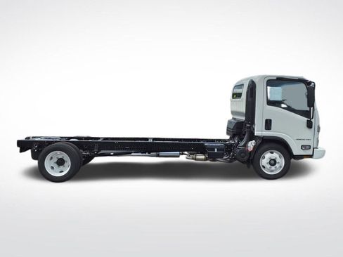 New 2025 Chevrolet Low Cab Forward RWD image 3