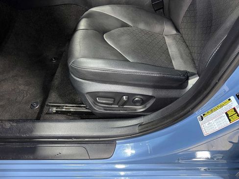 Used 2023 Toyota Camry XSE FWD image 23