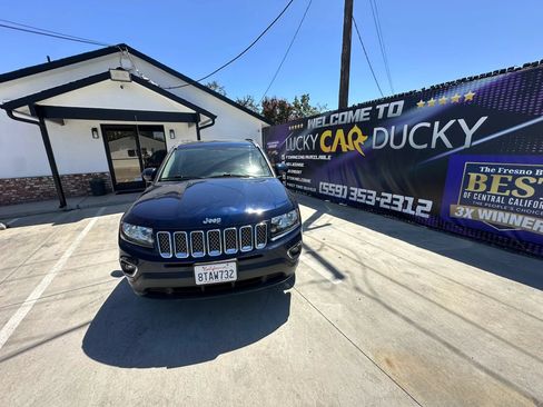 Used 2017 Jeep Compass High Altitude AWD/4WD image 10