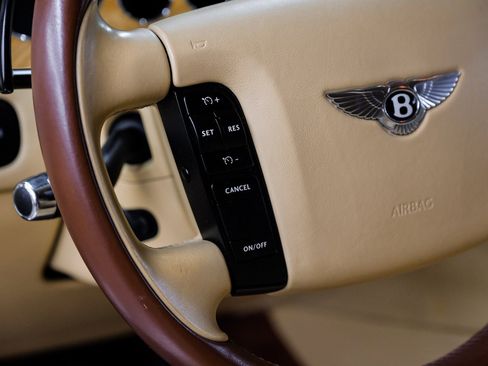 Used 2009 Bentley Continental GT image 24