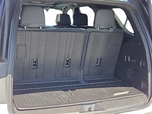 Certified 2024 Chevrolet Tahoe High Country w/ Premium Package 2 image 8